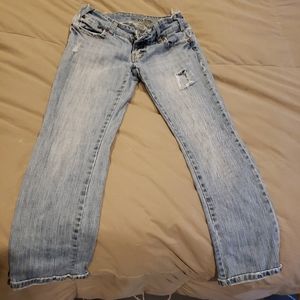 American Eagle Distressed Capis